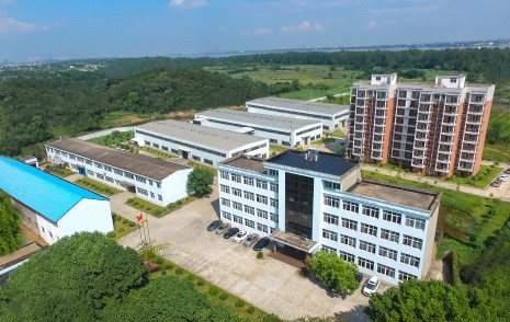 湖北昌利公司連續(xù)25年榮獲“守合同重信用企業(yè)”，始終將誠信經(jīng)營放在第一位！