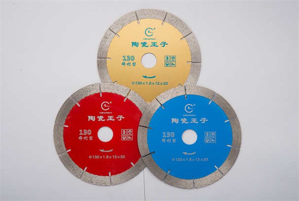 金剛石小鋸片的胎體結(jié)合劑性能需要滿足哪些要求呢？